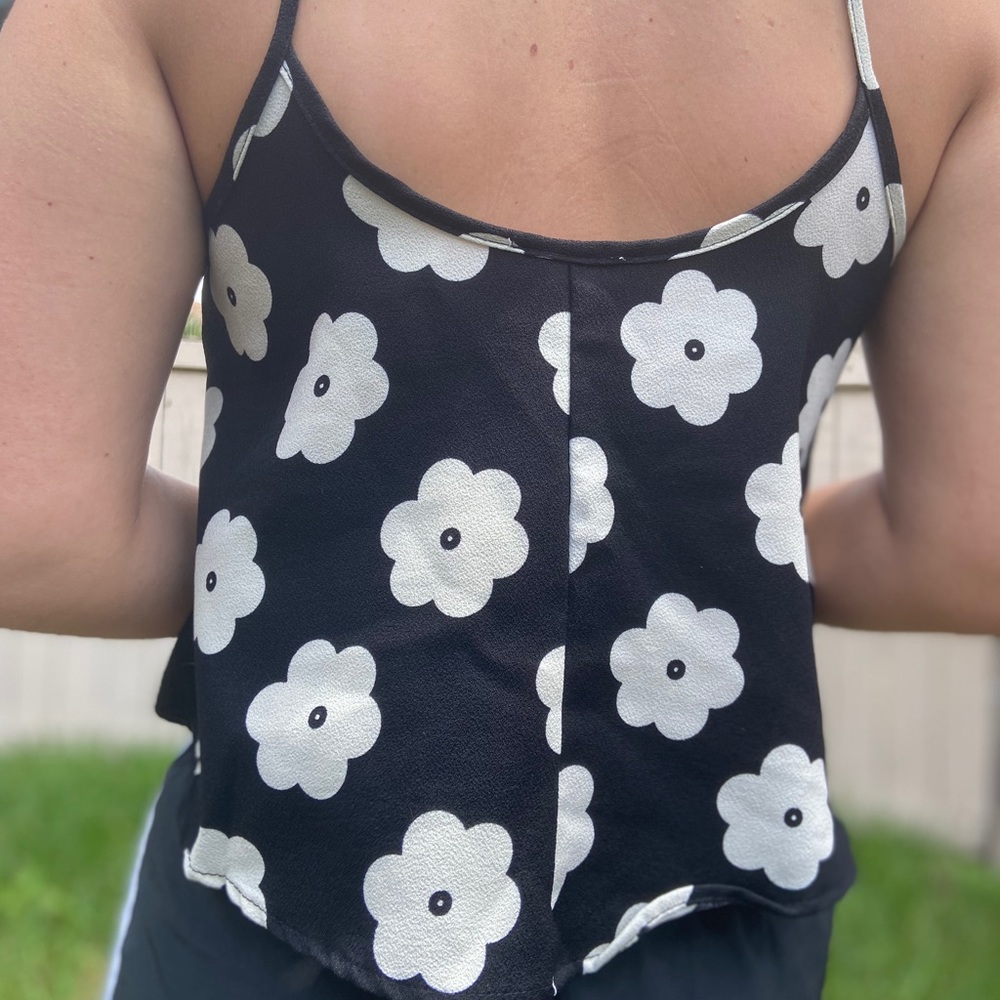 Floral Tank - Picture 2 of 2